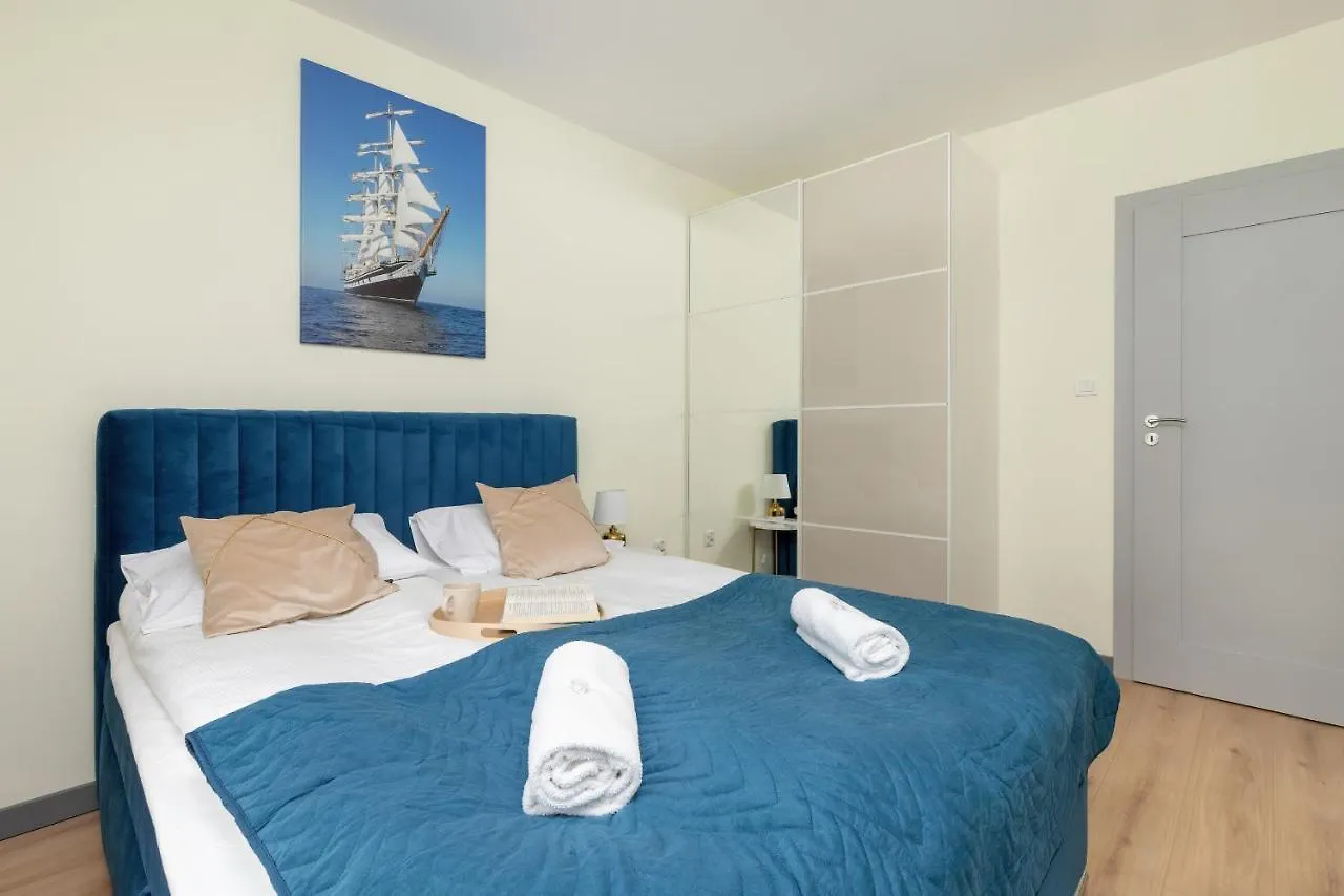Apartment Starowiejska With Balcony & Parking Next To Gdansk Arena Stadium By Noclegi Renters