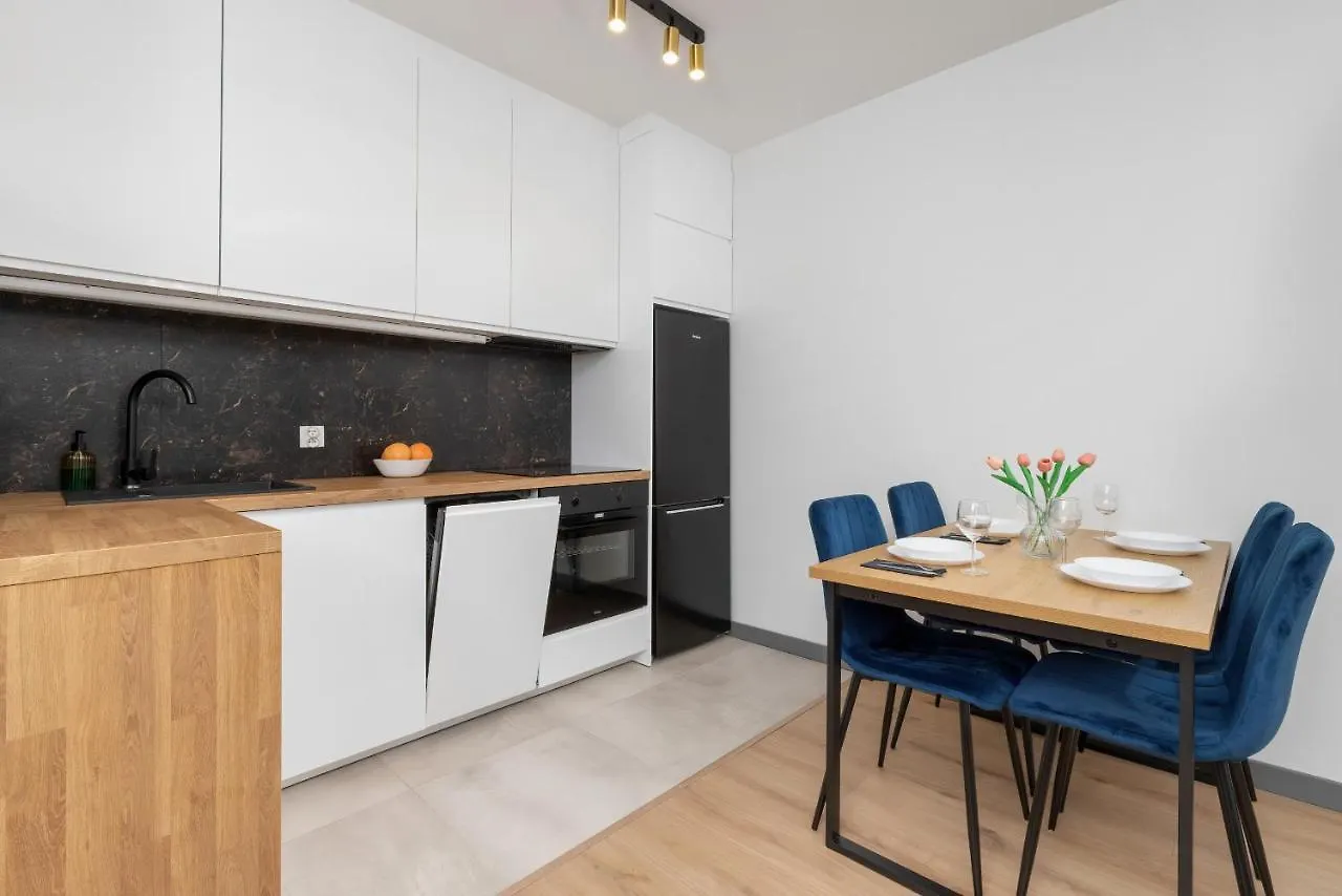 Apartment Starowiejska With Balcony & Parking Next To Gdansk Arena Stadium By Noclegi Renters 0*,